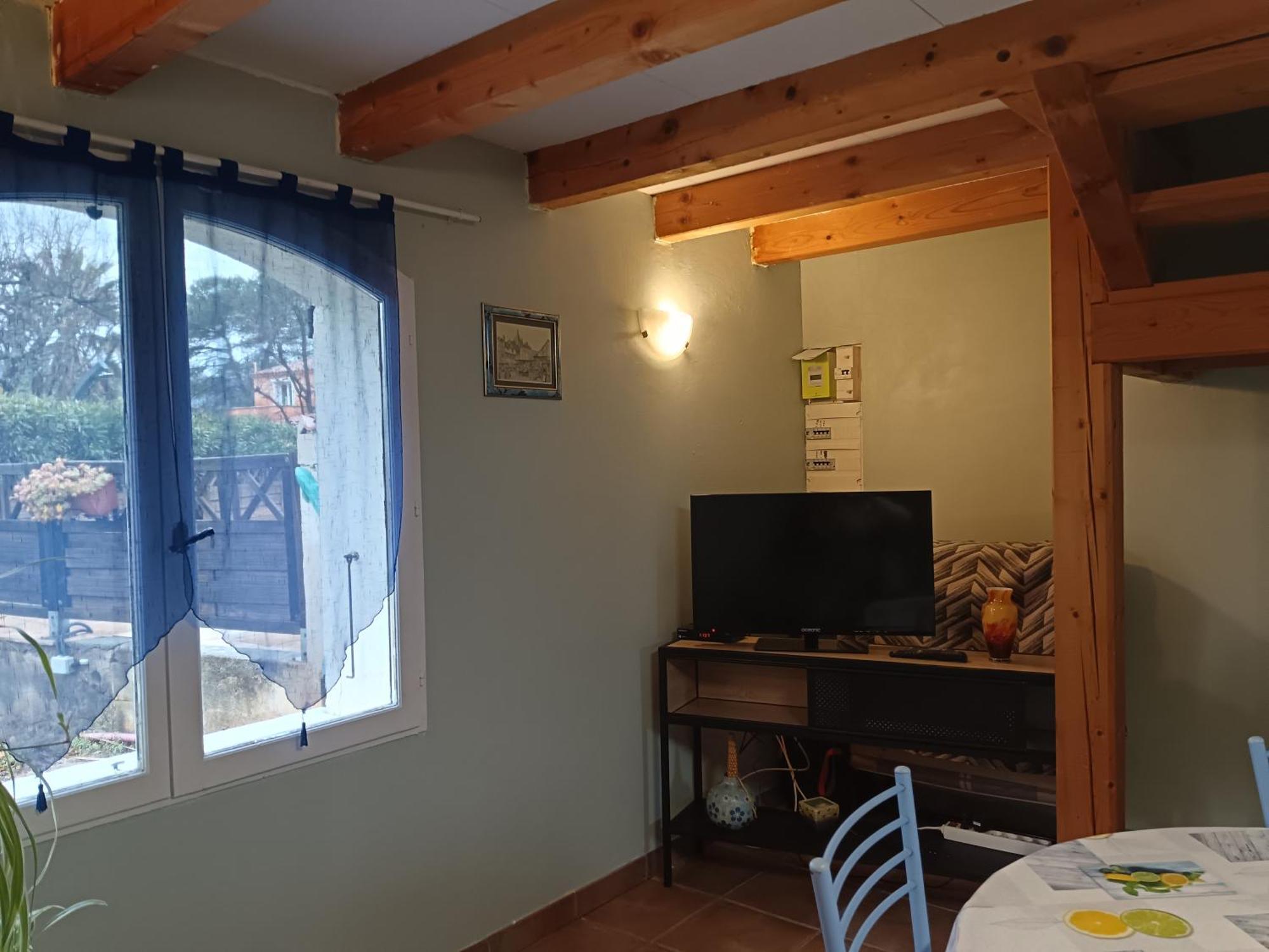 Ferienwohnung Chez Betty Le Luc Exterior foto